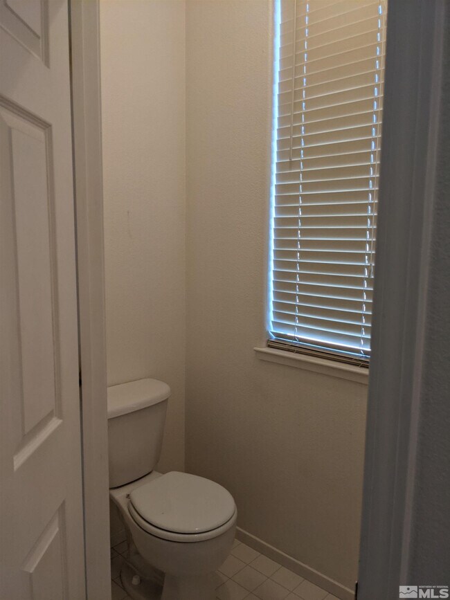 Building Photo - 3202 Bentgrass Dr