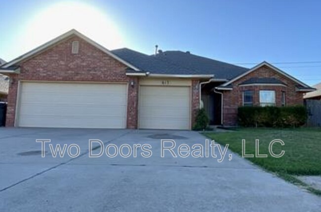 Building Photo - 617 Allison Ln