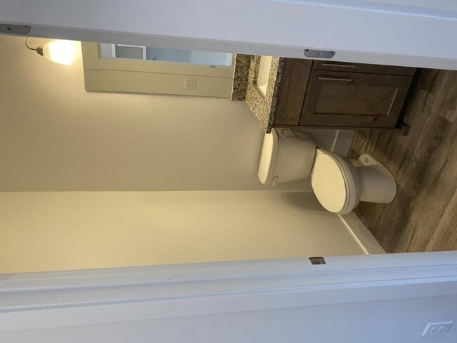 Building Photo - 2104 3125 W