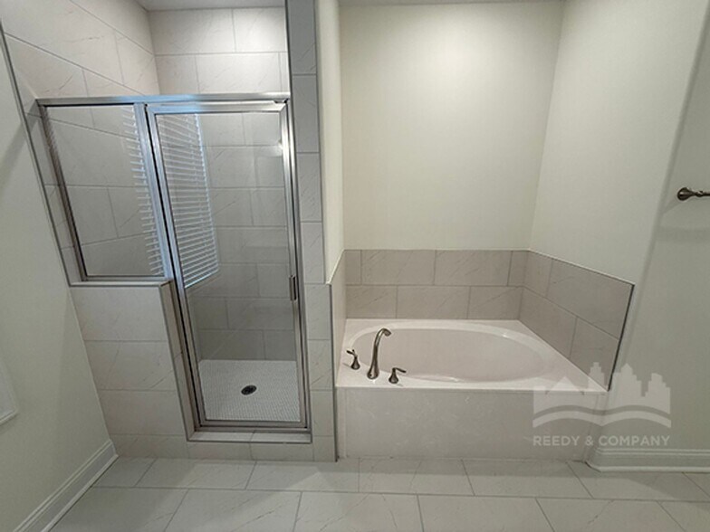 Building Photo - 10289 March Mdws Wy