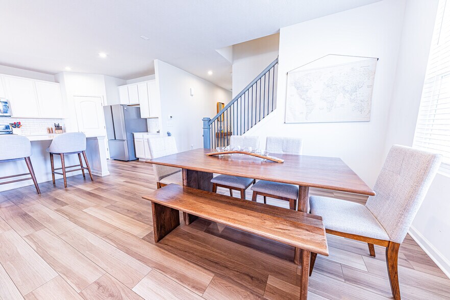 Building Photo - 6786 Sable Point Dr