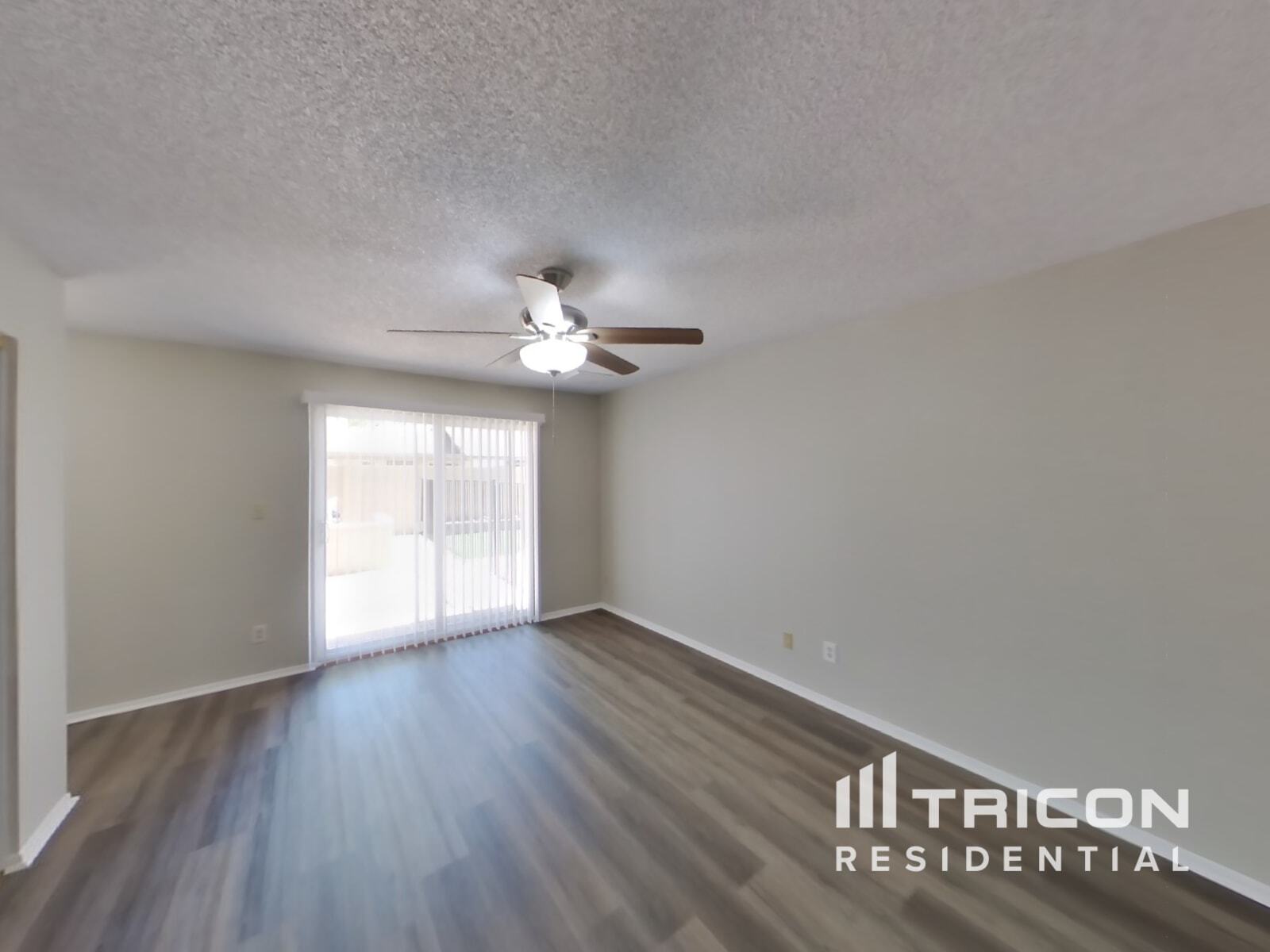 Building Photo - 6319 W Sunnyslope Ln
