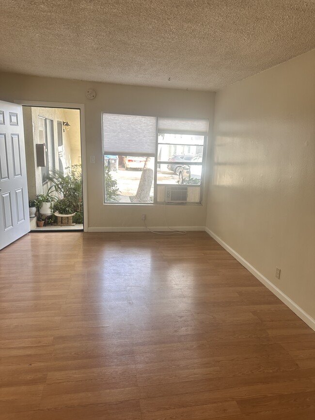 Primary Photo - Rochester Gardens