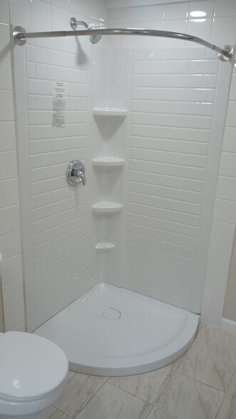 Building Photo - 2715 5th Ave E