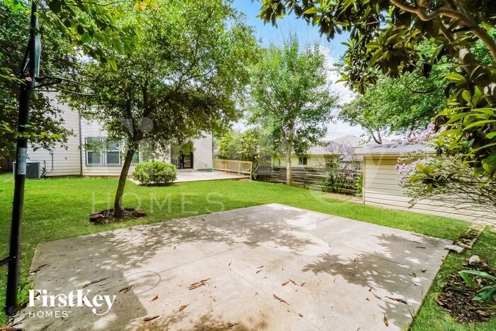 Building Photo - 11719 Paddlebrook