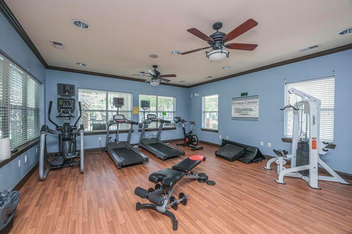 Building Photo - 1755 Central Park Rd