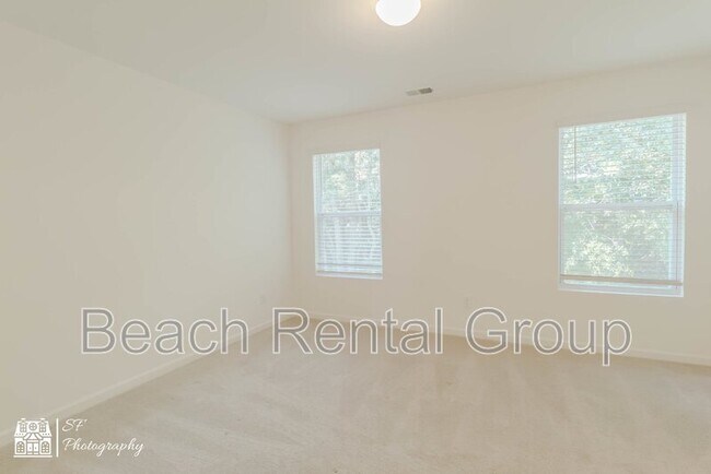 Building Photo - 300 Cherwell ct