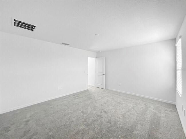 Building Photo - 17600 Shirewood Wy