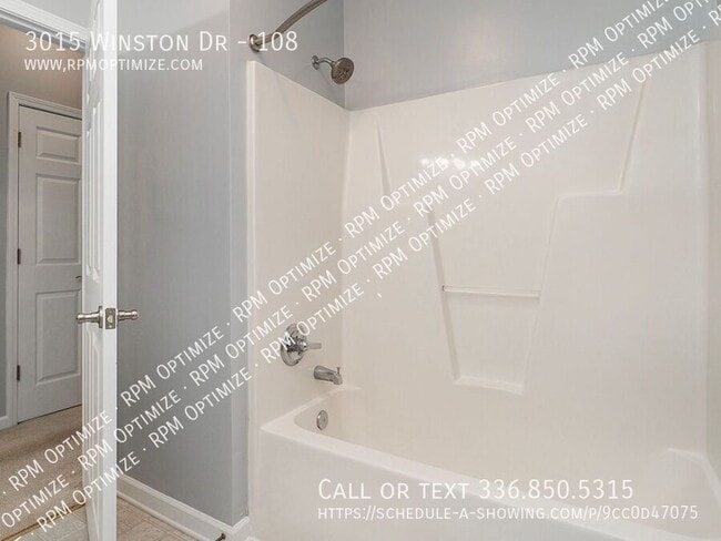 Building Photo - 3015 Winston Dr