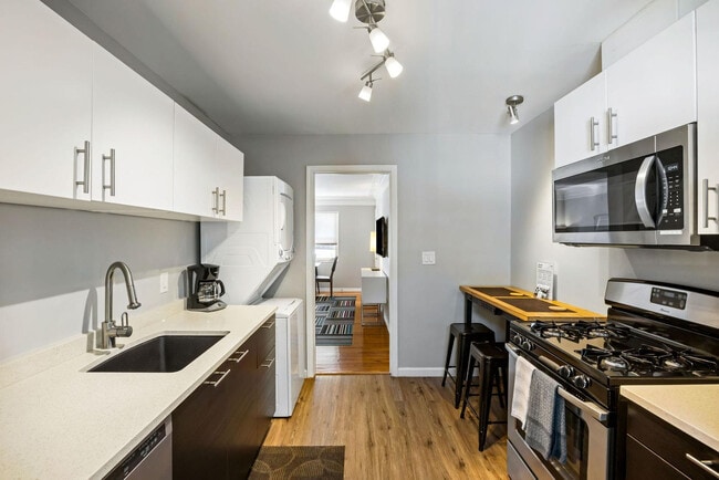 Building Photo - 23 Standish Ave NW