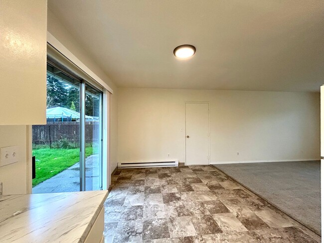 Building Photo - Freshly Updated 3-Bedroom Home with Spacious Backyard and Garage