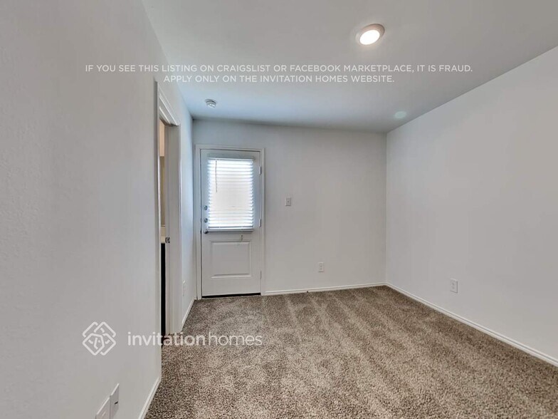 Building Photo - 2928 Greenhorn Ave