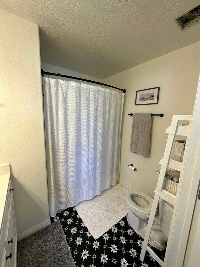 Building Photo - 1791 W 1200 S