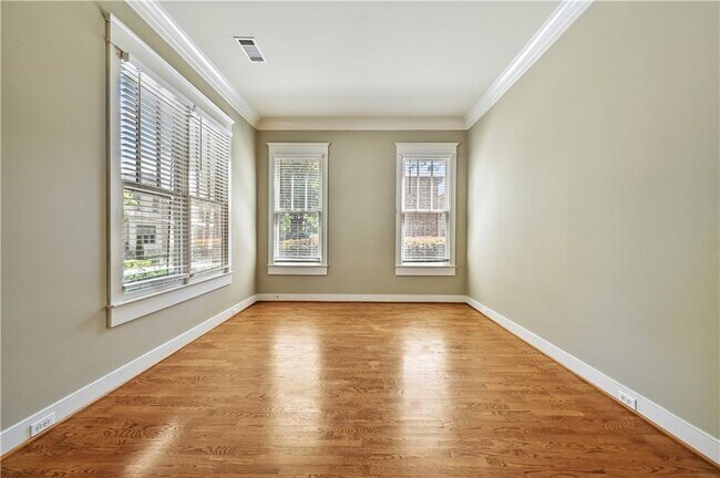Building Photo - 4522 Gateway Ct
