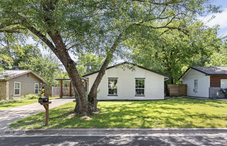 Front of House - 5803 Blythewood Dr