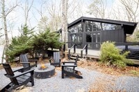 Building Photo - 15 Lake View Ct