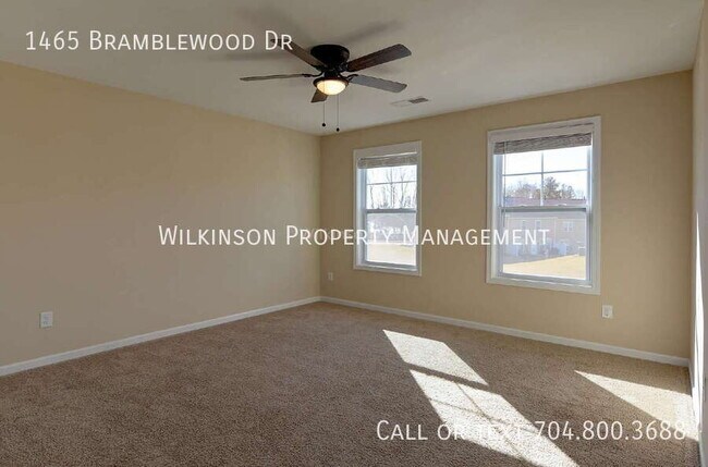 Building Photo - 1465 Bramblewood Dr