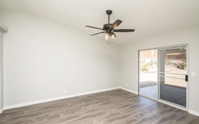 Building Photo - RECENTLY REDUCED RENT!  3 Bedroom, 2.5 Bat...