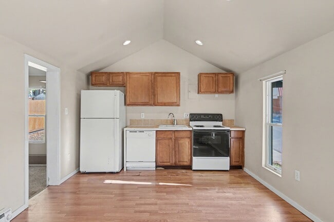Building Photo - 3602 W Colorado Ave