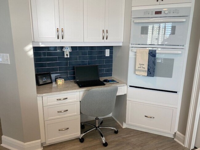 Building Photo - 15160 Harbour Isle Dr
