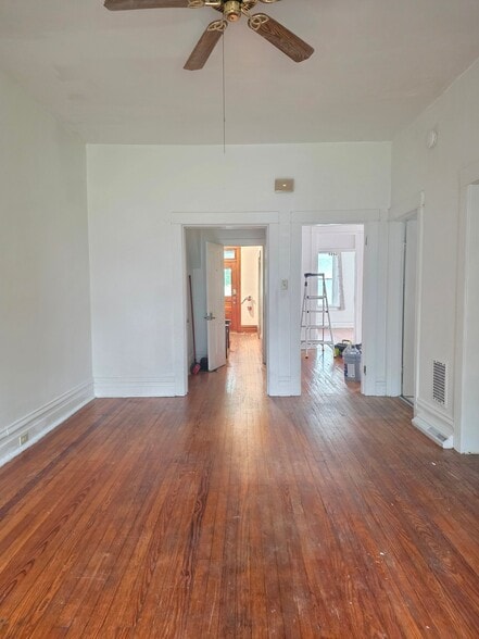 Building Photo - 660 Oak Hill Ave