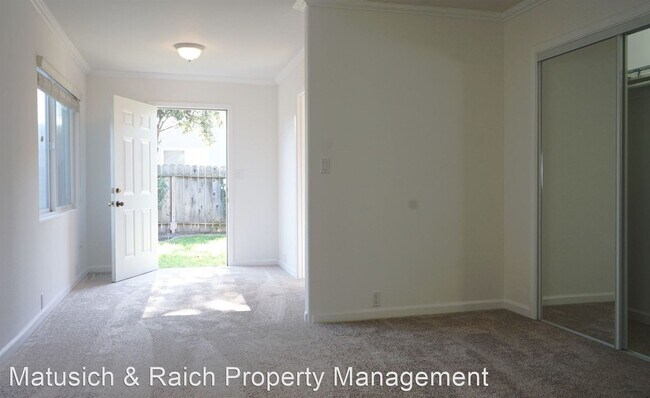 Building Photo - 3 br, 2 bath House - 2342 Woodland Ave