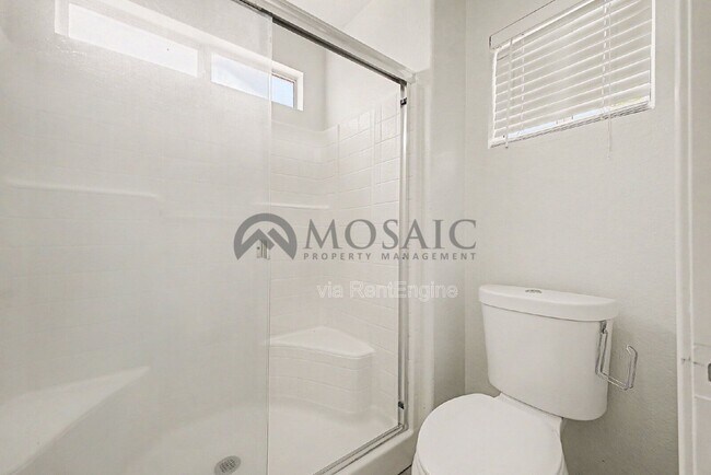 Building Photo - 1271 W Gail Dr