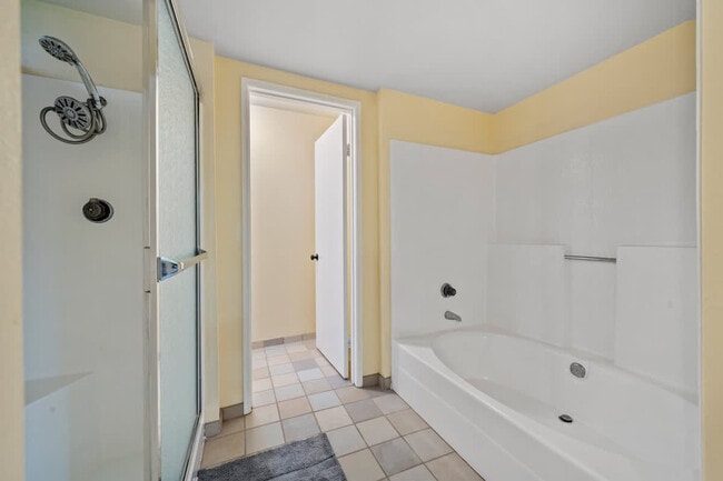 Building Photo - 2003 Pierce Ct