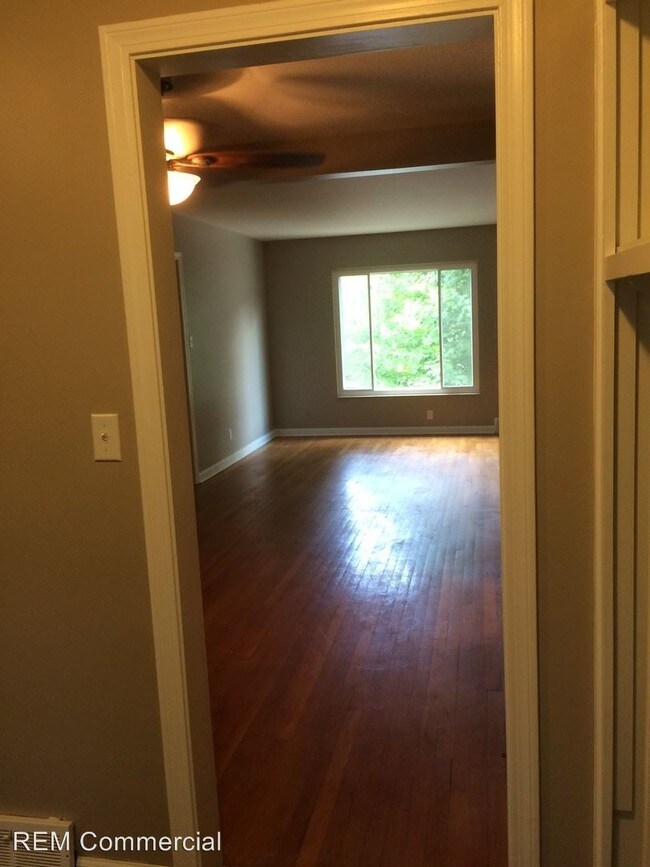 Building Photo - 240 S Portage Path