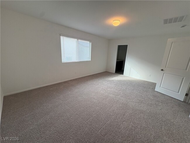 Building Photo - 5943 Swift Lariat St