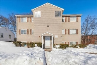 Building Photo - 16 Joseph St