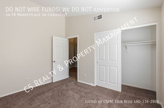 Building Photo - 10921 W Granada Rd