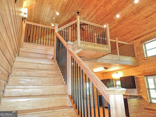 Building Photo - 4067 Fincher Dr