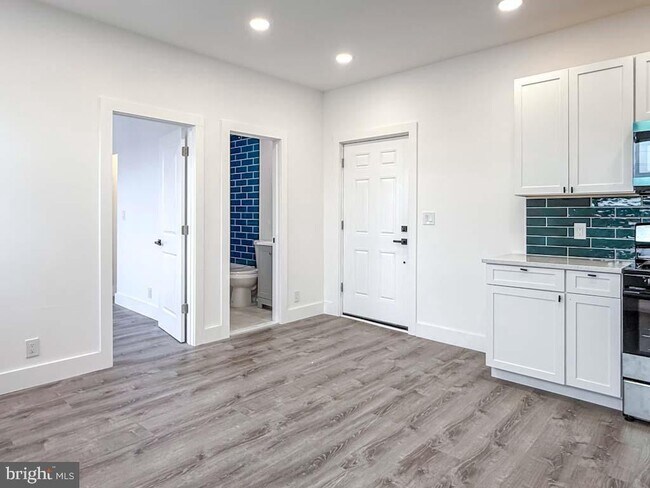 Building Photo - 30 Haddon Ave