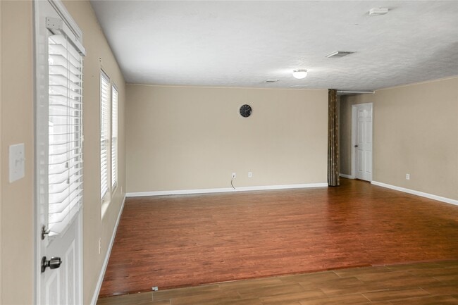 Building Photo - 1006 Stillgate Ct