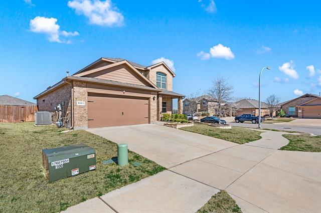 Building Photo - 8461 Comanche Springs Dr