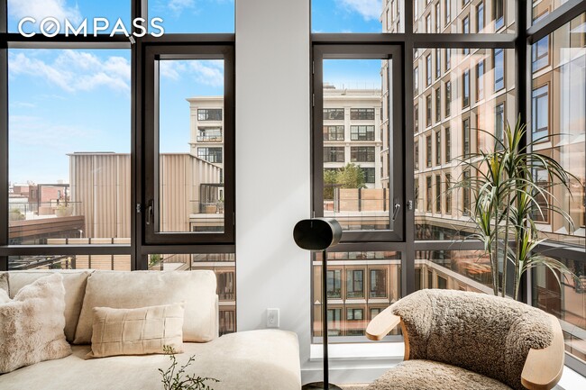 Building Photo - 480 Kent Ave