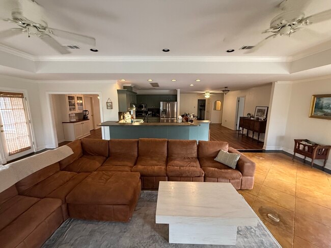 Building Photo - 9446 High Point Rd