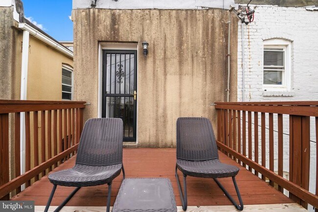 Building Photo - 2040 Orleans St