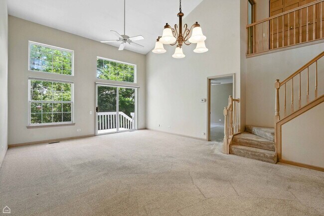 Building Photo - 223 Mistwood Ln