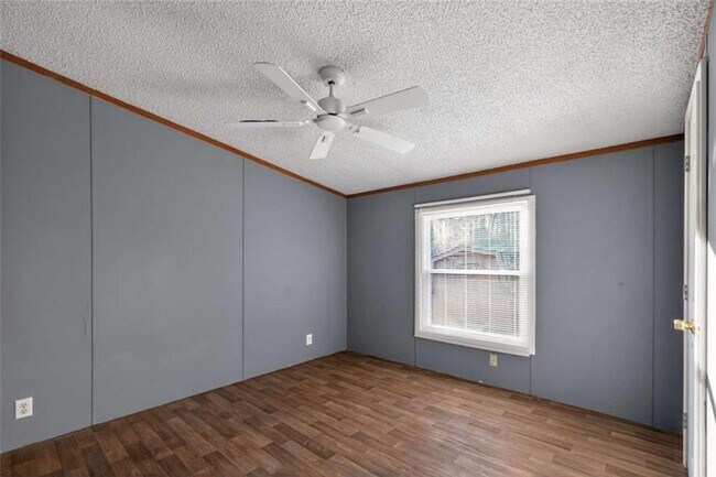 Building Photo - 205 Wilson Rd