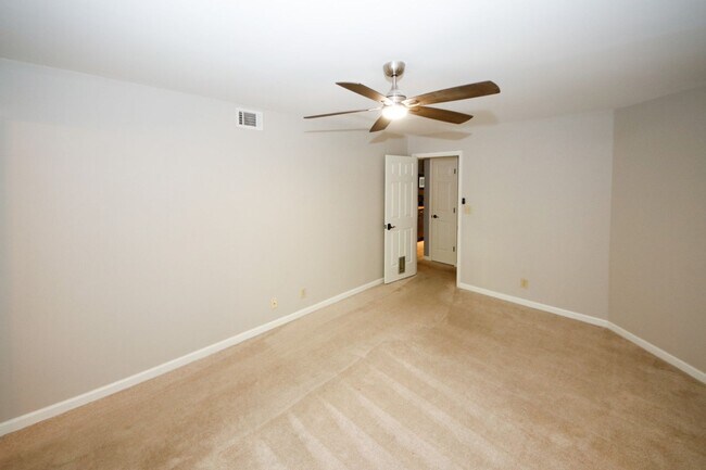Building Photo - Secluded Community Near The Perimeter Mall