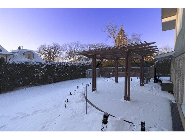 Building Photo - 139 Otis Avenue