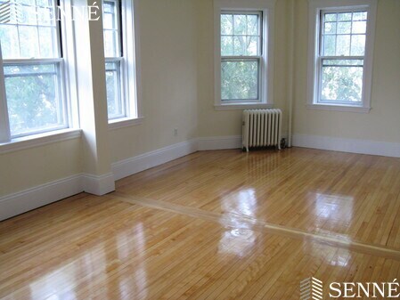 Building Photo - 44 Langdon St
