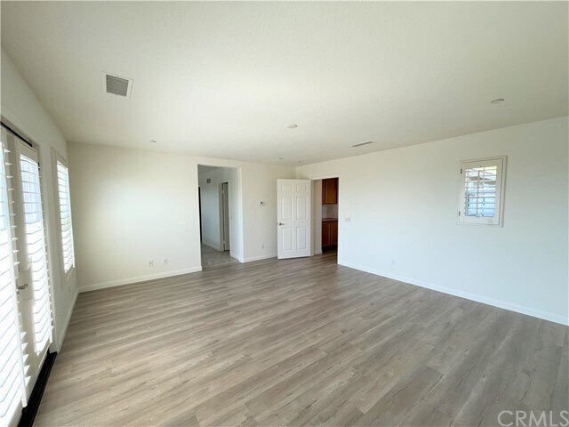 Building Photo - 4864 Highview St