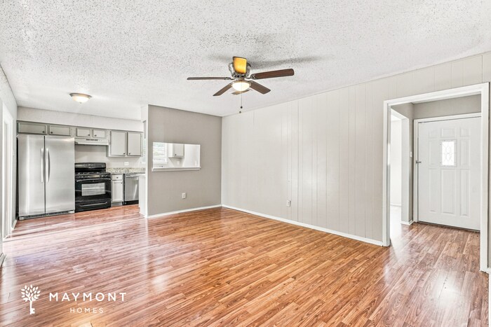 Building Photo - 11750 Murr Way