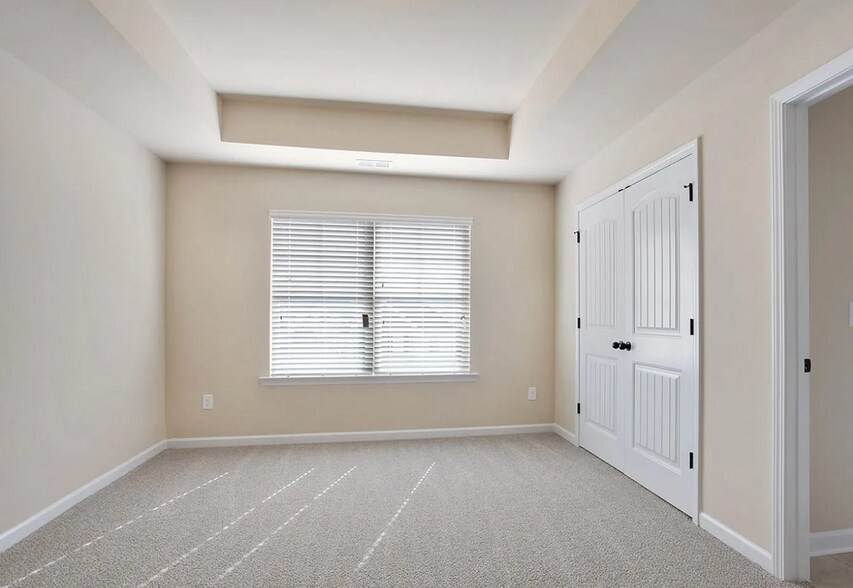 Building Photo - 133 Babbling Brook Dr
