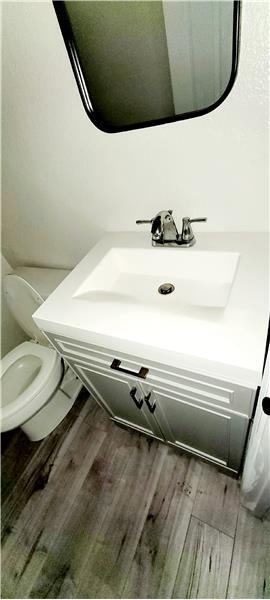 Building Photo - 1570 Barkley Ln