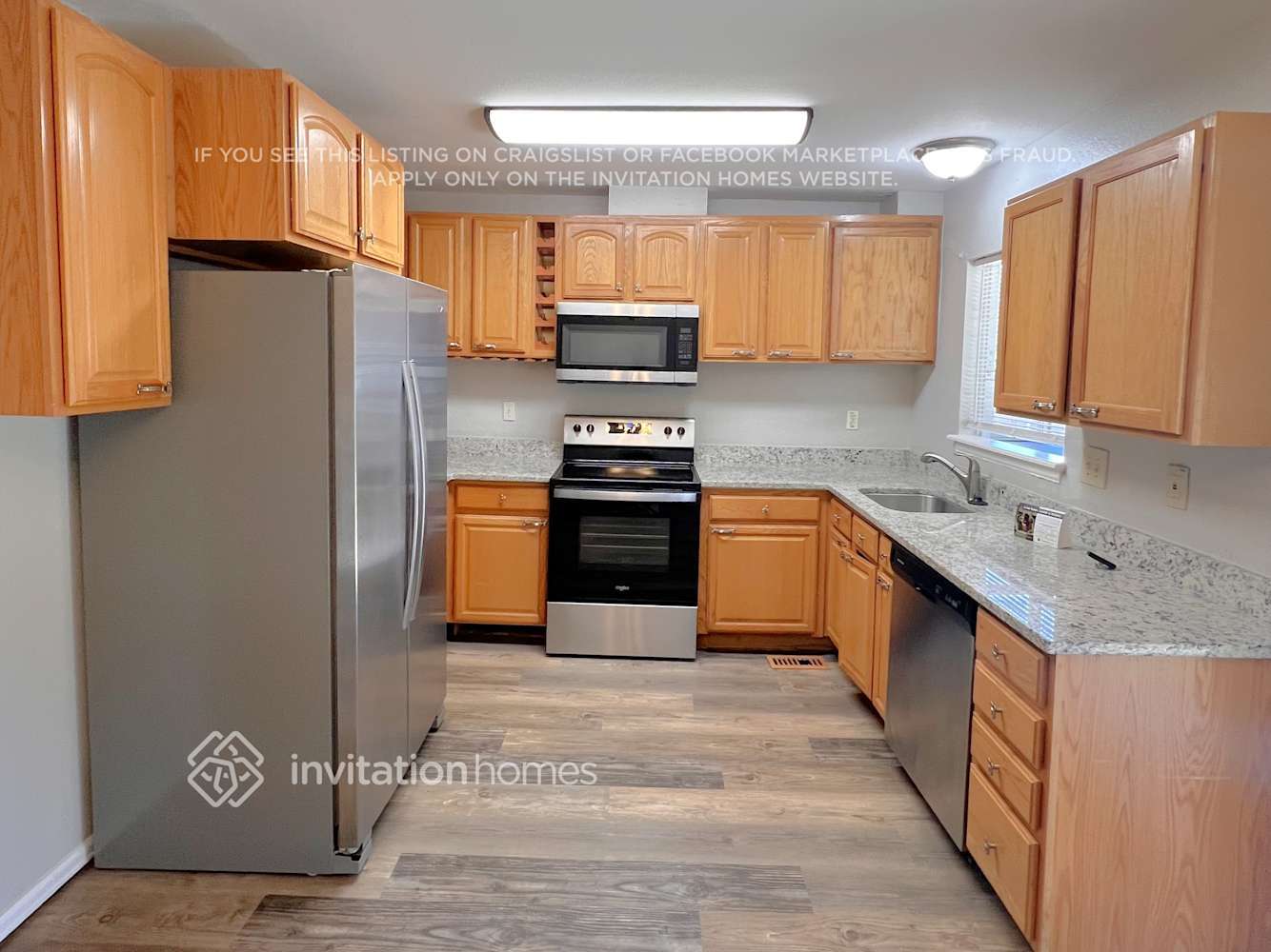 Building Photo - 16522 E Princeton Pl