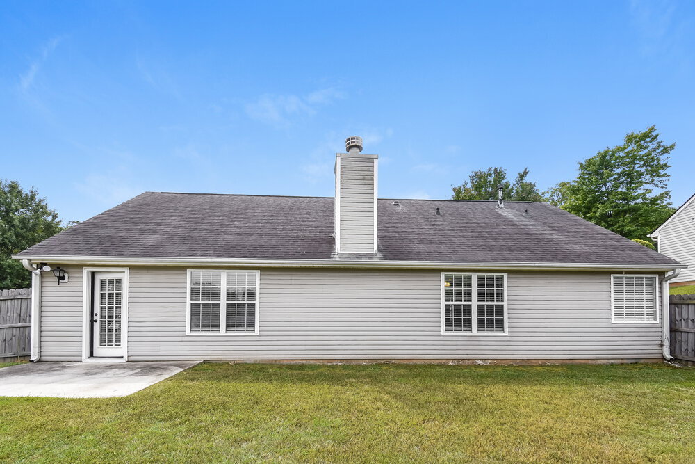 Building Photo - 480 Cedarhurst Rd